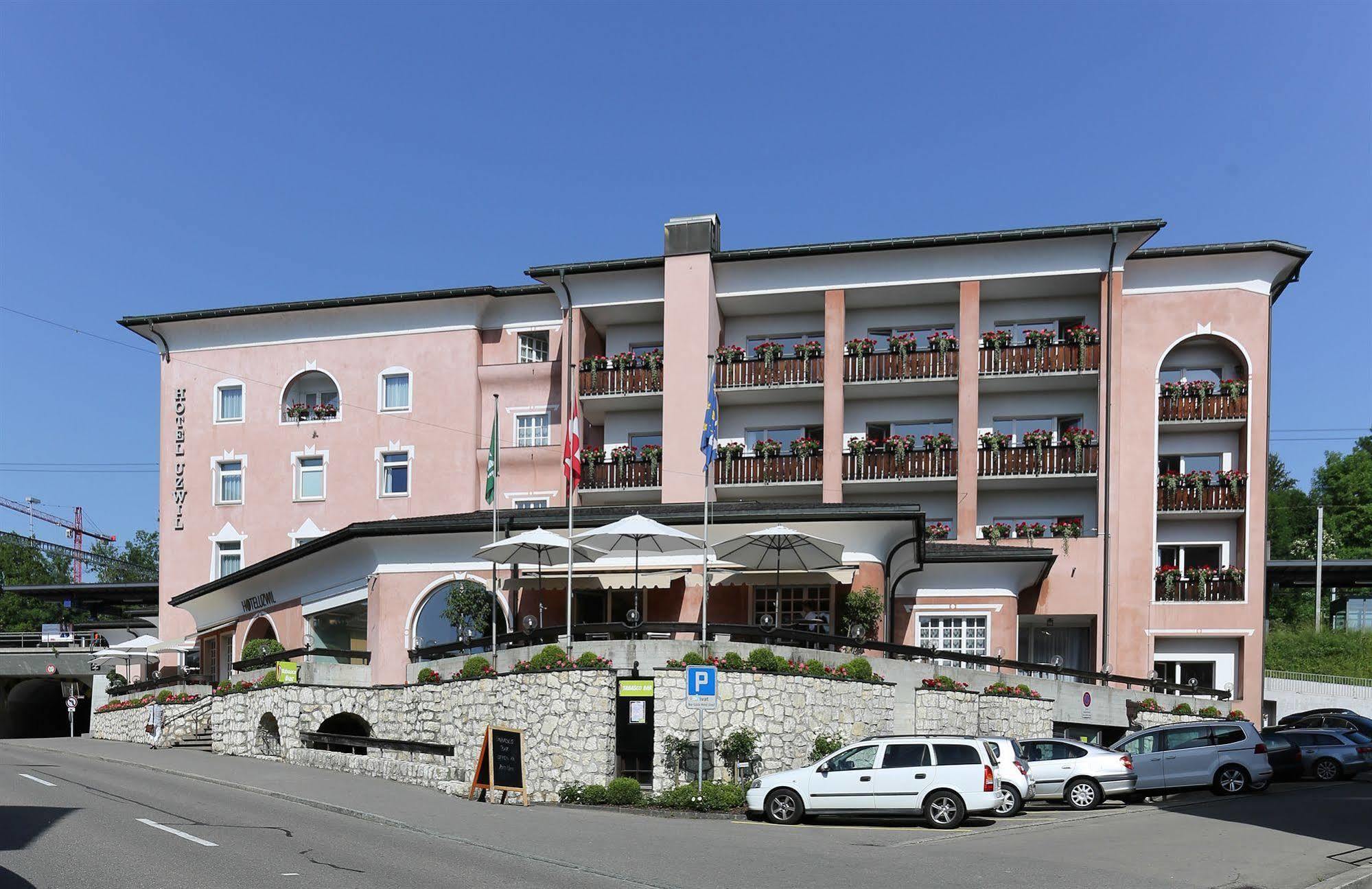 Hotel Uzwil מראה חיצוני תמונה