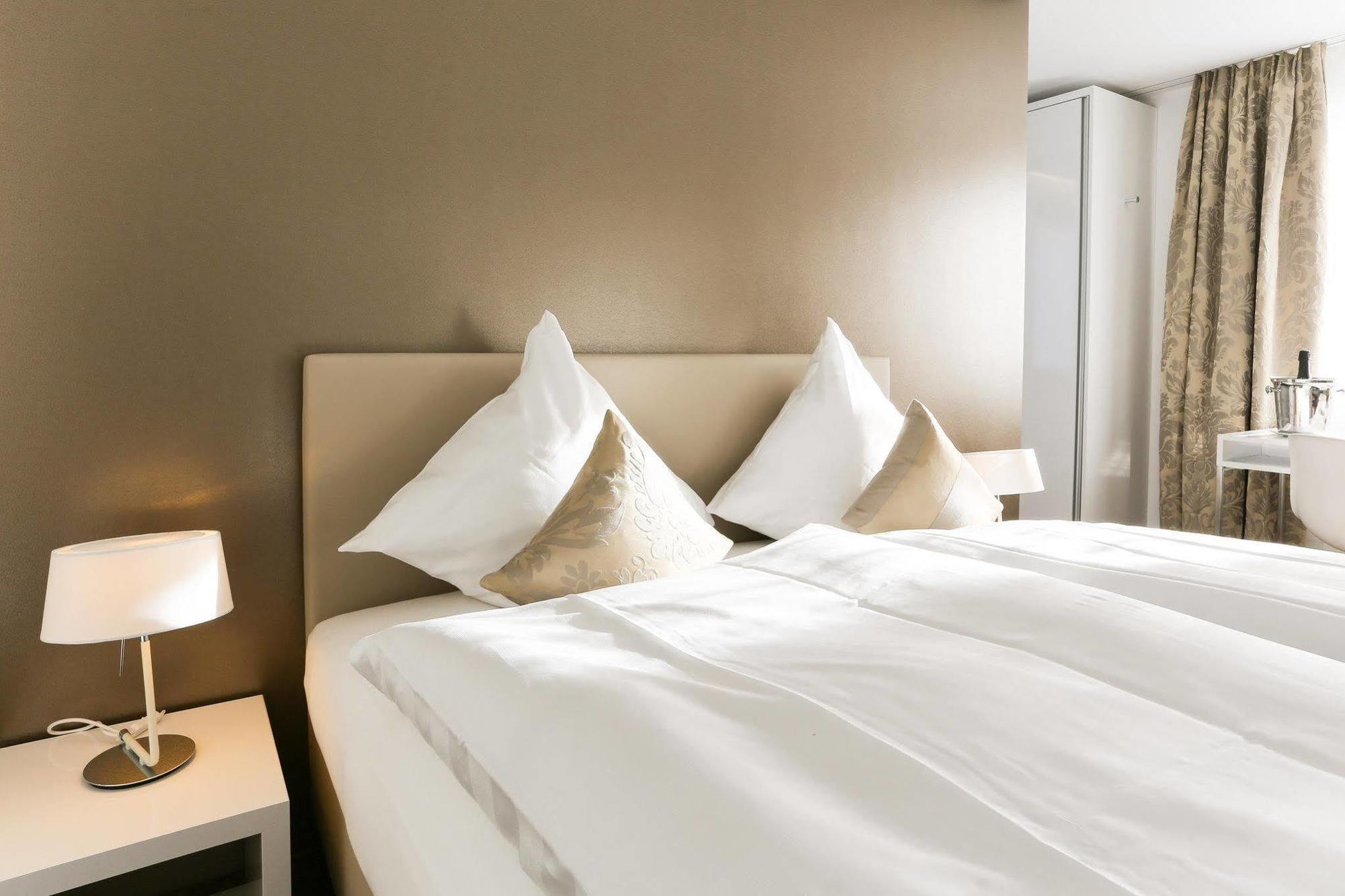 Hotel Uzwil מראה חיצוני תמונה